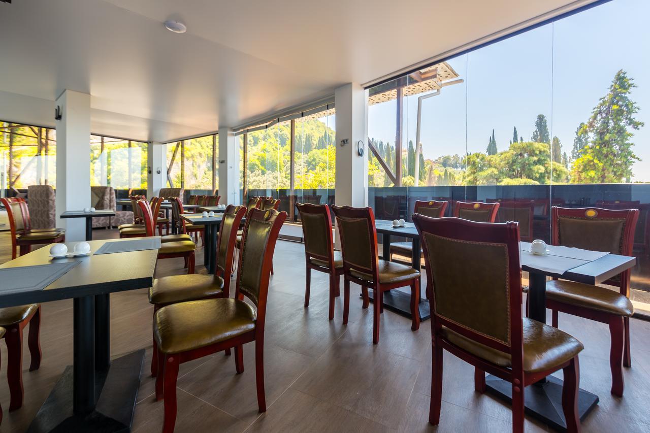Hotel Grand Afon New Athos Экстерьер фото